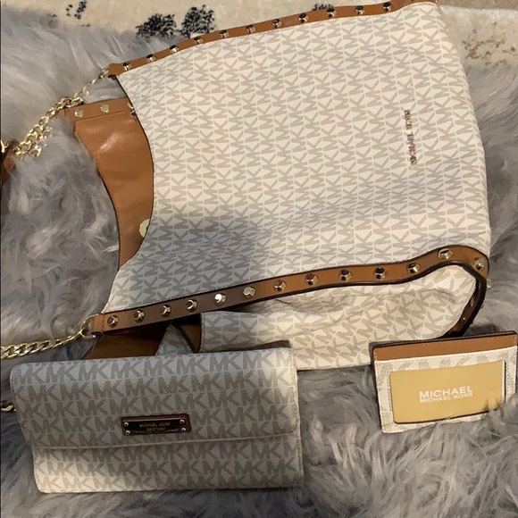 MK Set - Picture 1 of 8